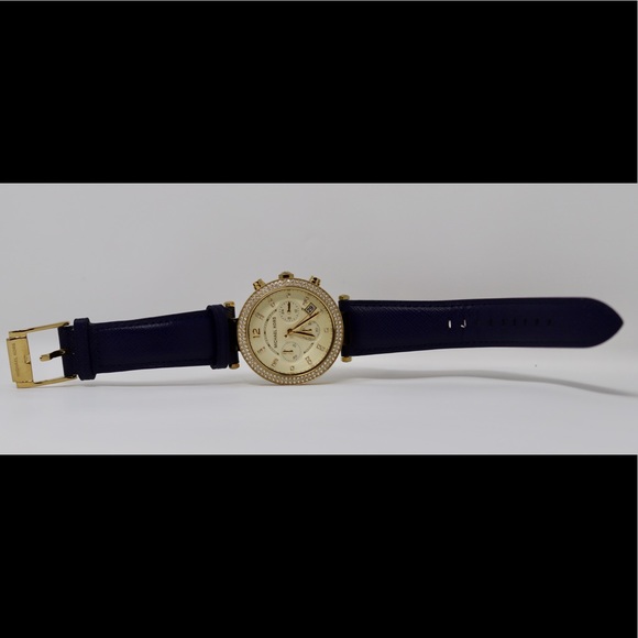 Michael Kors Watch - Picture 4 of 6